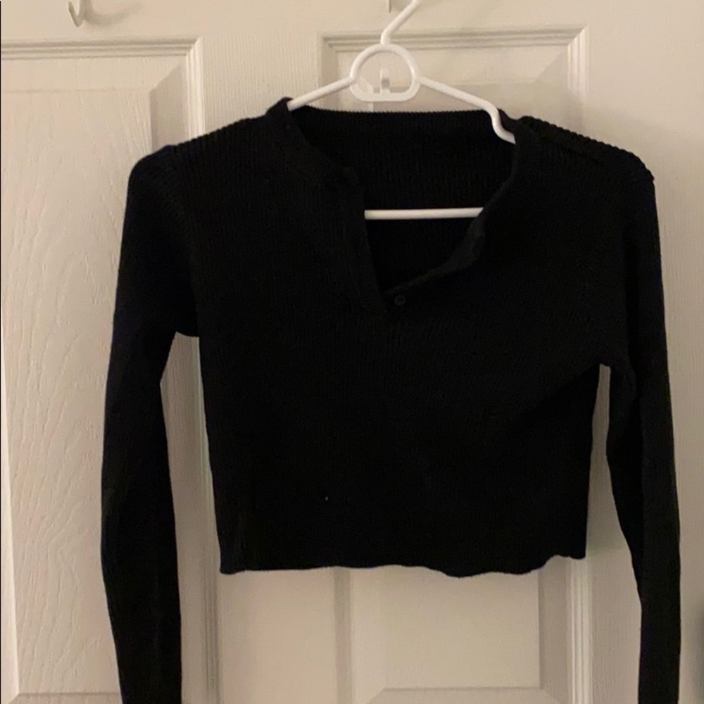 Brandy Melville cropped sweater